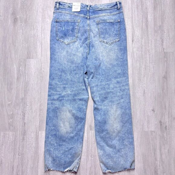 INC International Concepts Women's Plus Size High Rise Straight Leg Jeans 16/32 - Picture 4 of 4